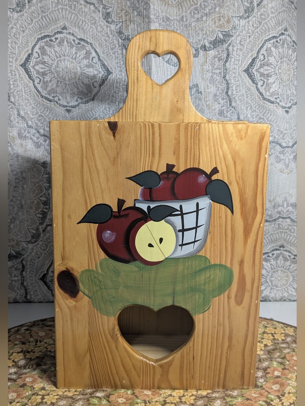 Vintage 1997 Wooden Apple Grocery Bag Holder – Heart Cutouts Cottagecore